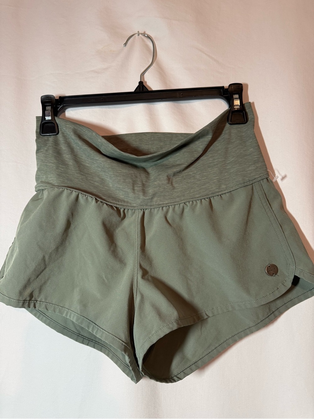 prAna Sunriver Shorts Women’s XS Green Foldover Waist Running Yoga Athletic